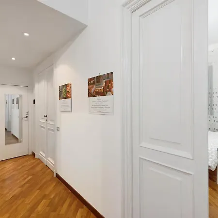 Lucia Uso Esclusivo - Aeroporto Sestri Ponente *