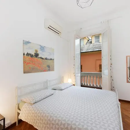 Lucia Uso Esclusivo - Aeroporto Sestri Ponente Genoa